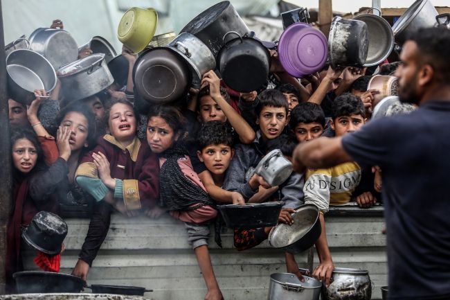 Grok, AI Elon Musk, tertangkap basah berbohong tentang foto anak-anak kelaparan di Gaza