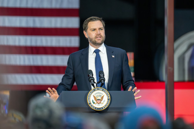 Pembicaraan damai AS-Iran ditunda karena JD Vance mundur dari kunjungan Swiss