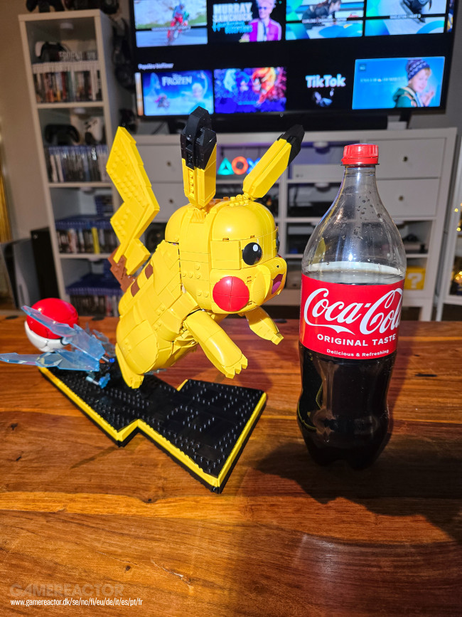 LEGO Pokémon 72152 Pikachu dan Poké Ball