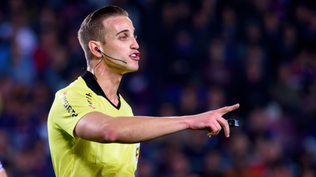 RefCam, yang menampilkan POV wasit secara langsung, akan memulai debutnya di Spanyol di final Copa del Rey akhir pekan ini