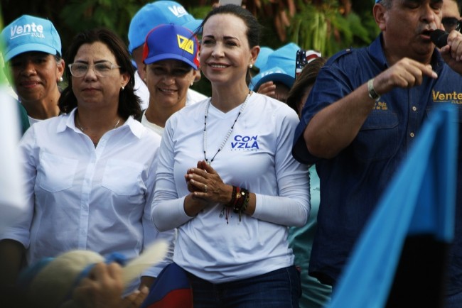 Institut Nobel Tolak Tawaran Machado untuk Berbagi Hadiah Perdamaian dengan Trump