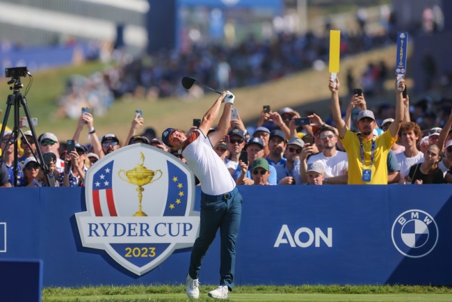 Pegolf Amerika dari Ryder Cup akan menyumbangkan uang untuk amal setelah reaksi atas pembayaran