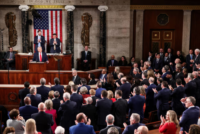 Trump Deklarasikan "Zaman Keemasan" di State of the Union