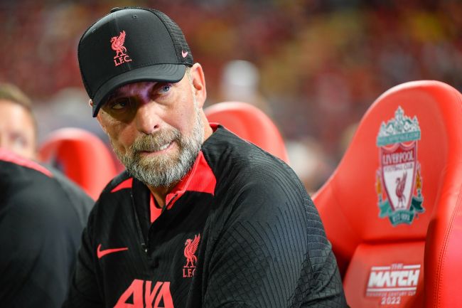 Jürgen Klopp dilaporkan didekati oleh Chelsea dan Man United, tetapi klub membantahnya