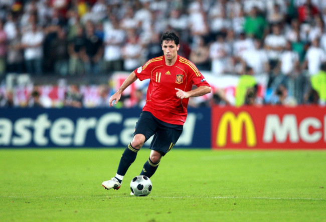 Juara Piala Dunia Joan Capdevila minta bantuan setelah ditolak ESTA untuk menonton final Spanyol vs Argentina
