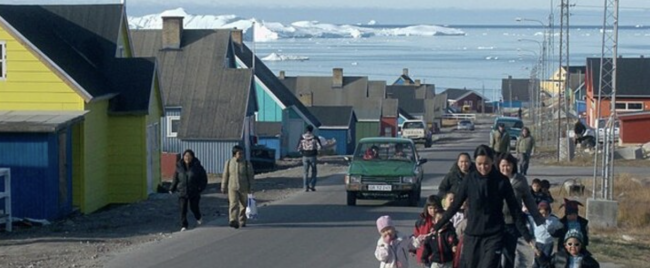 Lebih dari 45.000 orang telah menandatangani petisi MoveOn ini yang menolak dorongan Trump untuk merebut Greenland