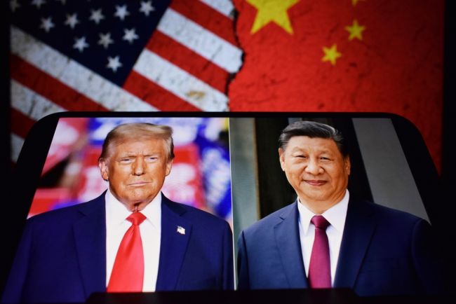 Donald Trump akan melakukan perjalanan ke China minggu ini untuk mencari mediasi dalam konflik dengan Iran