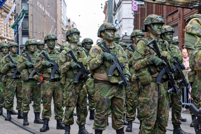 Pengeluaran pertahanan Uni Eropa mencapai level tertinggi dalam sejarah dengan lebih banyak pertumbuhan di depan