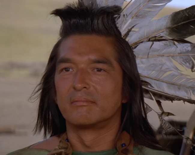 Aktor Dances with Wolves, Green Mile, dan Red Dead Redemption 2 Graham Greene telah meninggal dunia