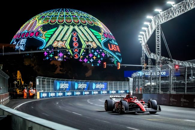 Musim Formula 1 telah diguncang dengan kedua mobil McLaren didiskualifikasi di Las Vegas