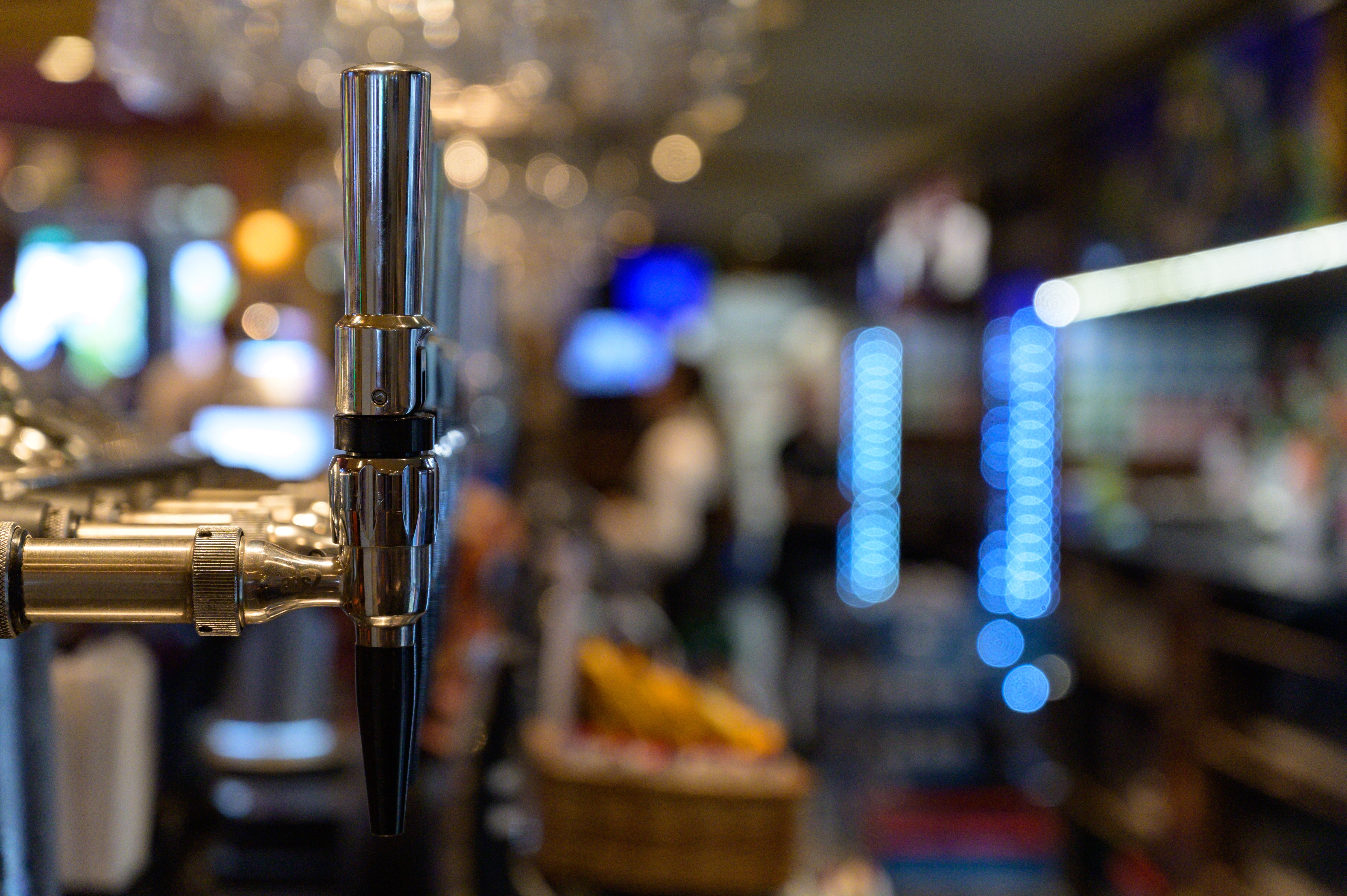Wetherspoons Officially Bans Customers from Playing Loud Music in Pubs