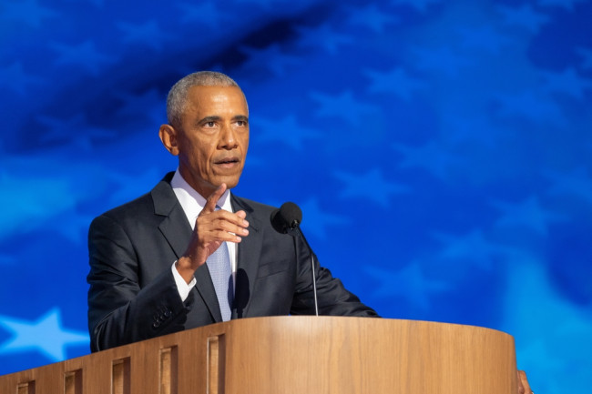 Obama mengatakan tidak ada bukti alien telah menghubungi Bumi setelah sebelumnya mengatakan 