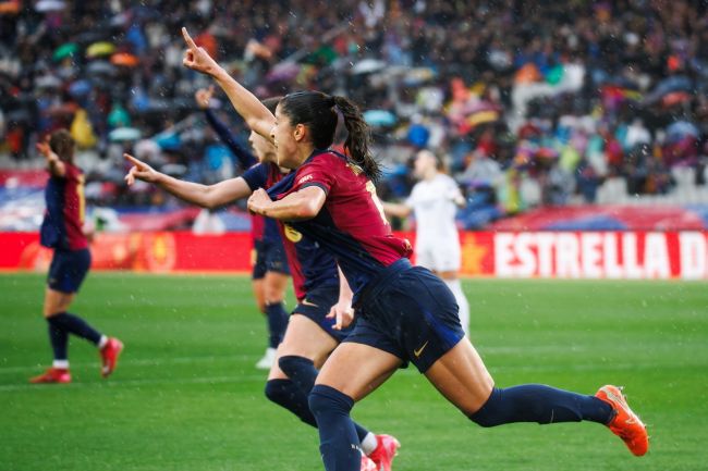Pemerintah Spanyol memasukkan liga sepak bola wanita dalam kumpulan sepak bola resmi, yang akan meningkatkan pendapatan