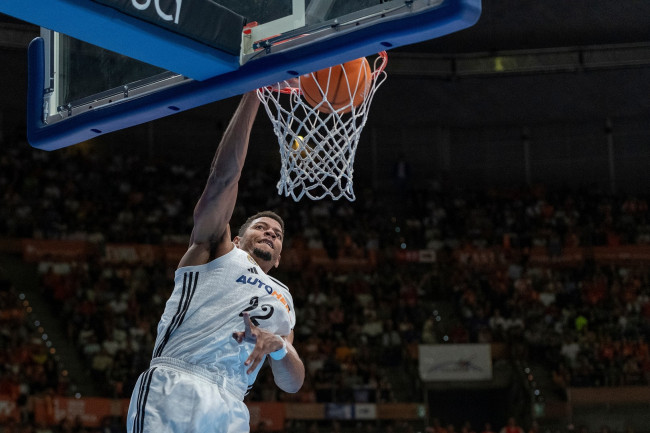 Real Madrid kehilangan bek top Edy Tavares karena tersisa dari play-off Euroleague