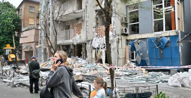 Pokrovsk menjadi garis depan baru di Ukraina saat Rusia mengintensifkan serangan drone dan infanteri