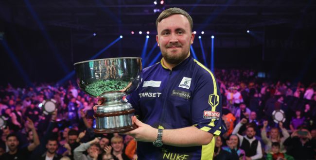 Luke Littler mengalahkan Humphries di World Grand Prix of dart, tetapi berapa banyak yang dibutuhkan untuk menjadi No. 1 Dunia?