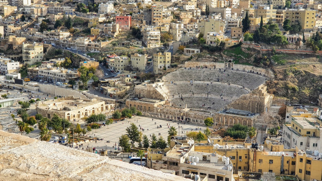 Satu orang tewas dan delapan luka-luka dalam pesta menonton Piala Dunia di teater Romawi di Amman, Yordania