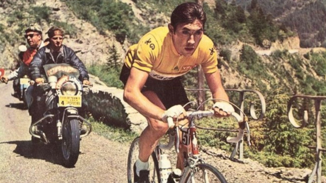 Pengendara sepeda legendaris Eddy Merckx dirawat di rumah sakit karena infeksi pinggul setelah patah tulang pada tahun 2024