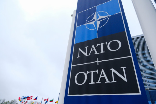 NATO mengatakan tidak mungkin bagi AS untuk menangguhkan Spanyol setelah email internal menyarankannya