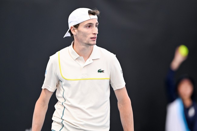 Paris Masters kehilangan nomor 1 Prancis: Ugo Humbert pensiun di saat-saat terakhir