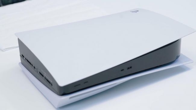 Kotak PlayStation 5 baru dilaporkan dilengkapi dengan label peringatan tentang penghentian disk fisik