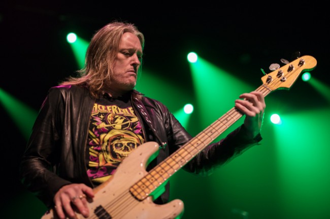 Ace Frehley, gitaris Kiss, meninggal dunia pada usia 74 tahun