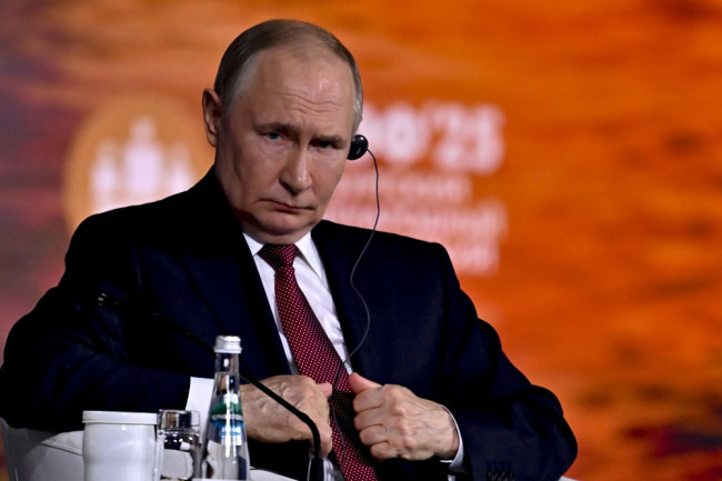 Uni Eropa menolak upaya Rusia untuk menyarankan negosiator Eropa dalam pembicaraan Ukraina