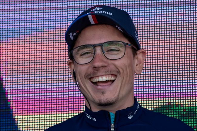 David Gaudu mengejutkan rival Denmark dan meraih kemenangan Etape 3 di La Vuelta