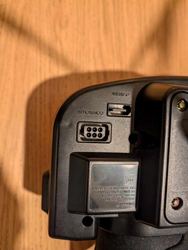 Anak Laki-laki Virtual di Sakelar/Sakelar 2