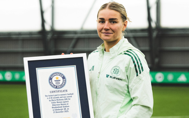 Pemain Skotlandia Maria McAneny memecahkan Rekor Dunia Guinness untuk gol tercepat dalam sejarah sepak bola wanita