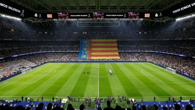 Real Madrid mengunjungi Valencia malam ini: terpecah dalam persaingan sengit, bersatu dalam solidaritas