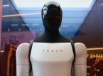 Keuntungan Tesla anjlok di tengah poros robot