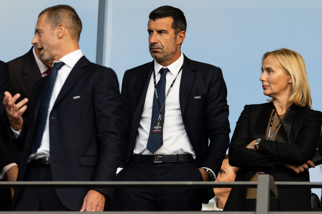 Figo menyerukan pengunduran diri Infantino, "perilaku terendah dan paling licik yang pernah saya saksikan"