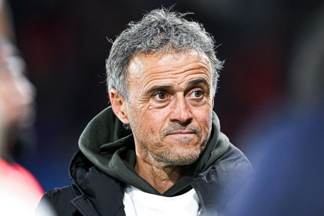 Pelatih Paris Saint-Germain Luis Enrique di rumah sakit setelah kecelakaan sepeda