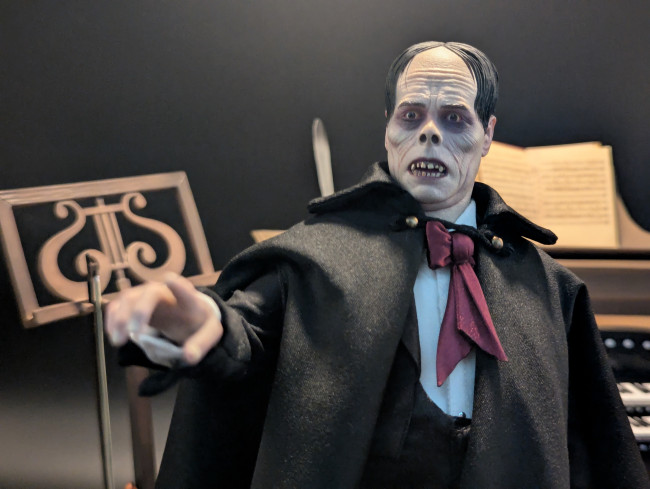 Phantom of the Opera 1/6 Action Figure adalah keajaiban untuk dilihat