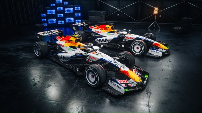 Racing Bulls memamerkan mobil Formula 1 2026 yang terlihat persis seperti yang Anda harapkan