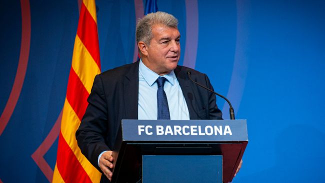 Presiden FC Barcelona Joan Laporta dikecam oleh seorang anggota dengan beberapa kejahatan keuangan
