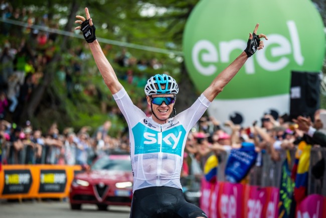 Chris Froome tetap malu-malu tentang masa depannya selama penghormatan emosional di ajang La Vuelta 2026