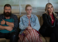 Elle Fanning, Michelle Pfeiffer, dan Nick Offerman bersinar dalam tampilan terbaru di Margo's Got Money Troubles