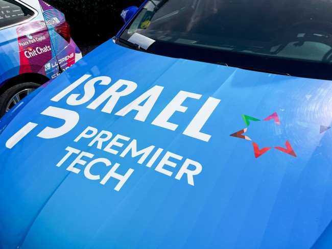 Direktur teknis La Vuelta berharap Israel-Premier Tech rela meninggalkan balapan untuk memastikan keselamatan
