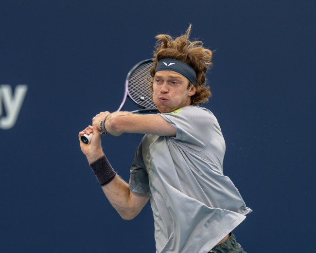 Alcaraz, Rublev atau Sinner, di perempat final Qatar: Jadwal untuk Kamis, 19 Februari