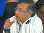Petro dari Kolombia memperingatkan dia akan "mengangkat senjata lagi" jika Trump menyerang