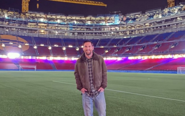 Kunjungan Messi ke Camp Nou tidak diatur oleh FC Barcelona, yang tidak tahu dia akan datang