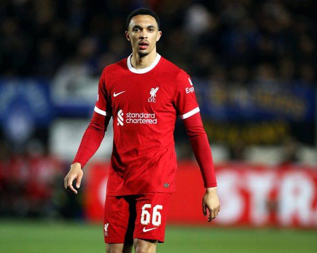 Pemain Liverpool Trent Alexander-Arnold, diejek oleh pers setelah penampilan buruk melawan Manchester United