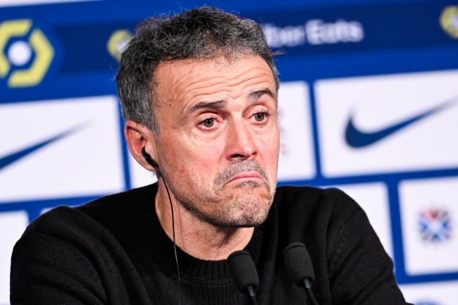 LFP menunda pertandingan PSG-Lens di Ligue 1 dan dituduh memberikan perlakuan istimewa kepada PSG