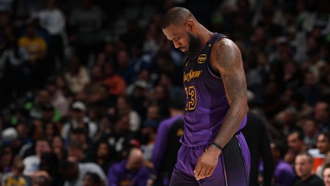 Penurunan LeBron James: Statistik terburuk dalam karir sejak tahun rookie-nya setelah kekalahan 109-80 Lakers