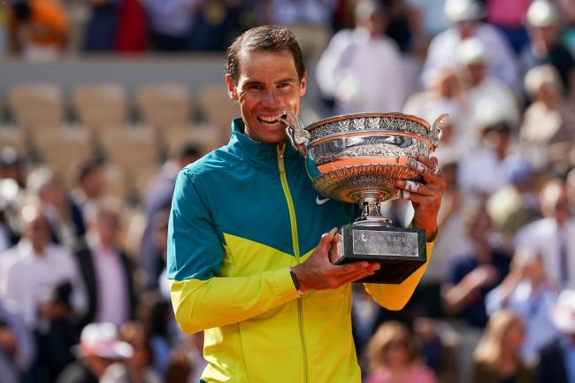 Sebuah petisi Change.org yang meminta penghormatan yang lebih layak untuk Rafa Nadal memiliki lebih dari 10.000 tanda tangan