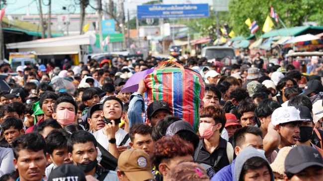 Trump mengatakan dia akan membuat seruan untuk menghentikan pertempuran baru antara Thailand dan Kamboja