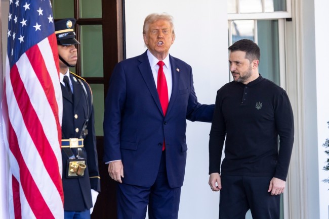 Zelensky mengisyaratkan kesiapan untuk pemilihan masa perang setelah Trump mempertanyakan demokrasi Ukraina