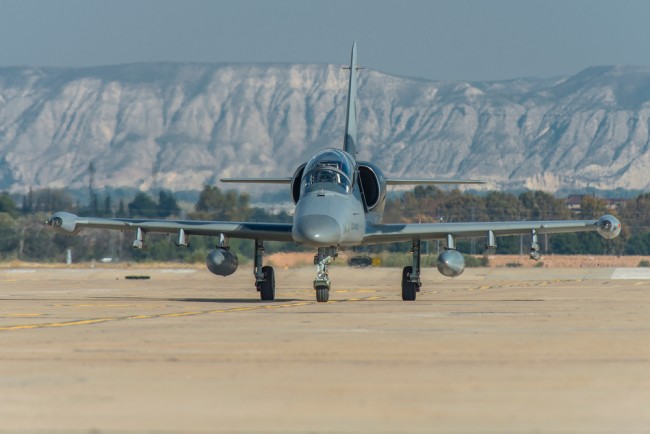 Republik Ceko mengesampingkan penjualan jet tempur ke Ukraina